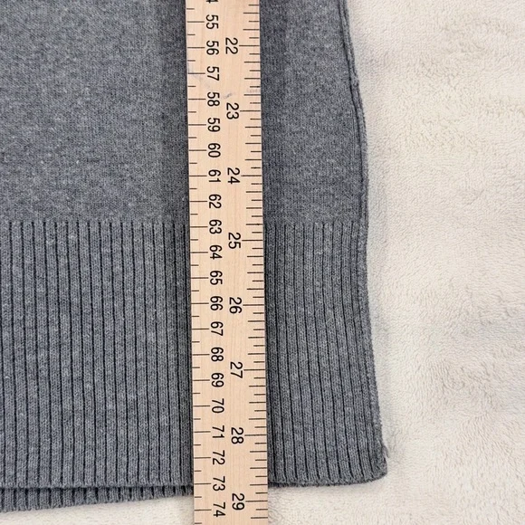 Aeropostale Gray V-Neck Large Women’s Sweater - Picture 4 of 6